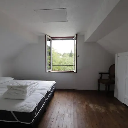 Maison De Charme Avec Piscine Dans Le Bourg Groléjac